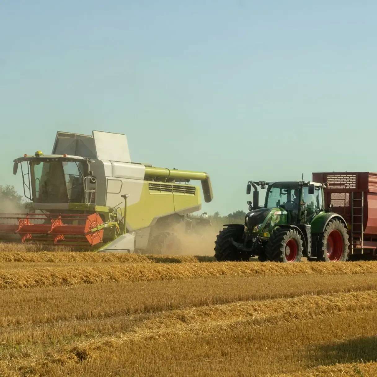 Maquinaria agrícola y vial | Gestoria GPA